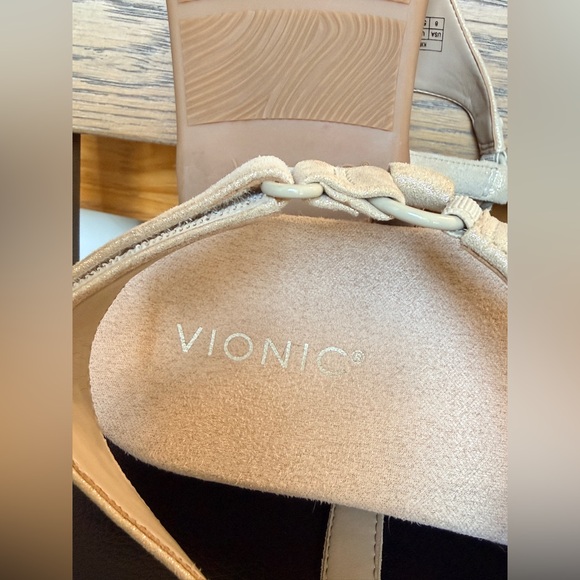 Vionic Kirra II Wedge Sandal size 8 - Picture 5 of 10